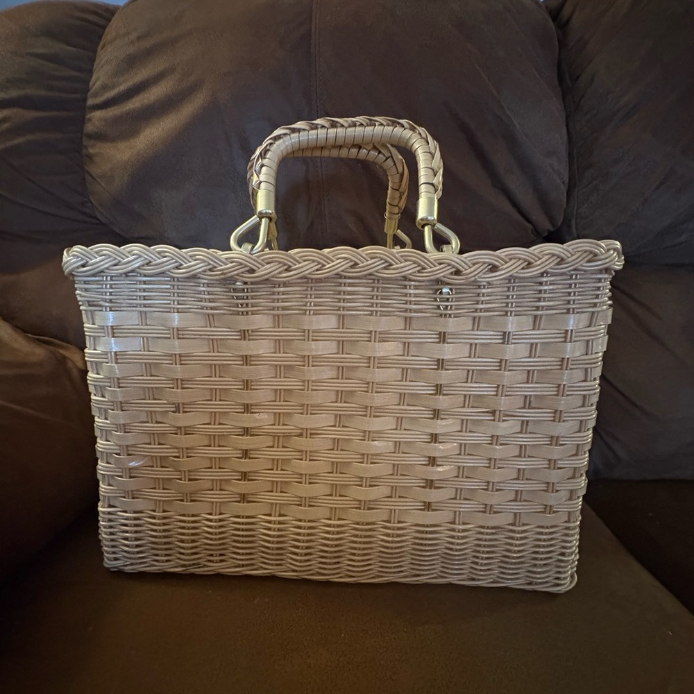 Elegant Tan Woven Tote Bag